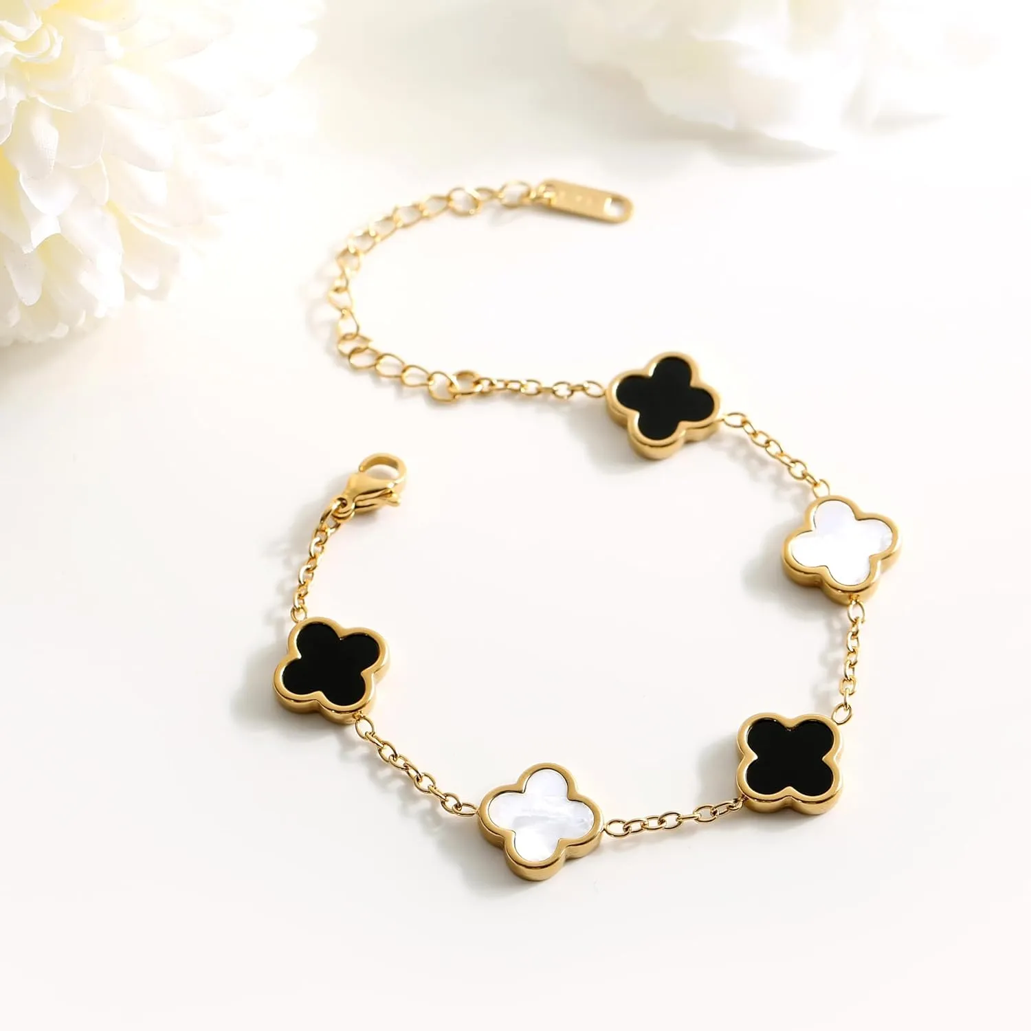 18K Gold bracelets for women Clover Bracelet Set 2Pcs White Flower Bangle Bracelet Lucky Four Leaf Stackable Bracelets Jewelry Gifts Trendy for Women non Tarnish