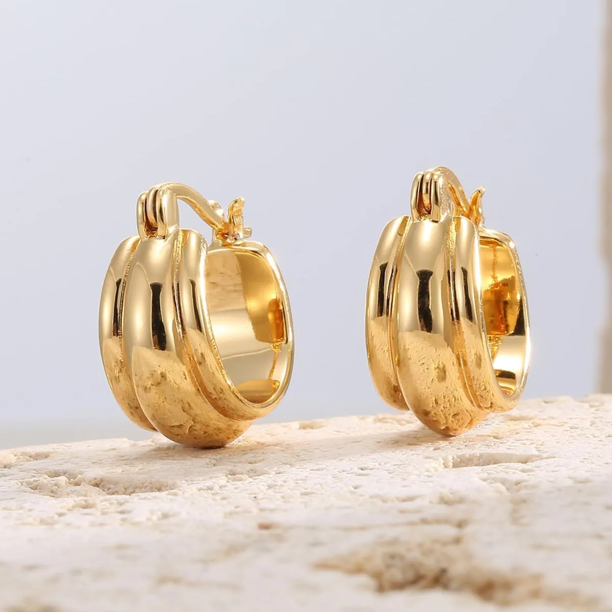 18K gold-plated cylindrical earrings | small earrings | women's gold earrings | perfect size hypoallergenic earrings