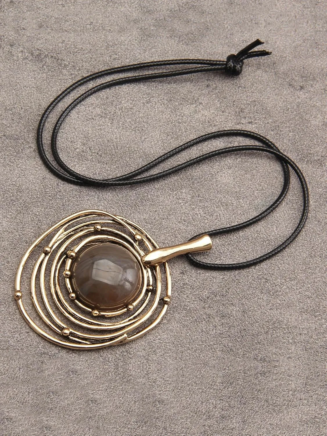 Boho Necklaces for Women Long Wooden Pendant Vintage Necklace Sweater Chain Necklace Handmade Jewelry