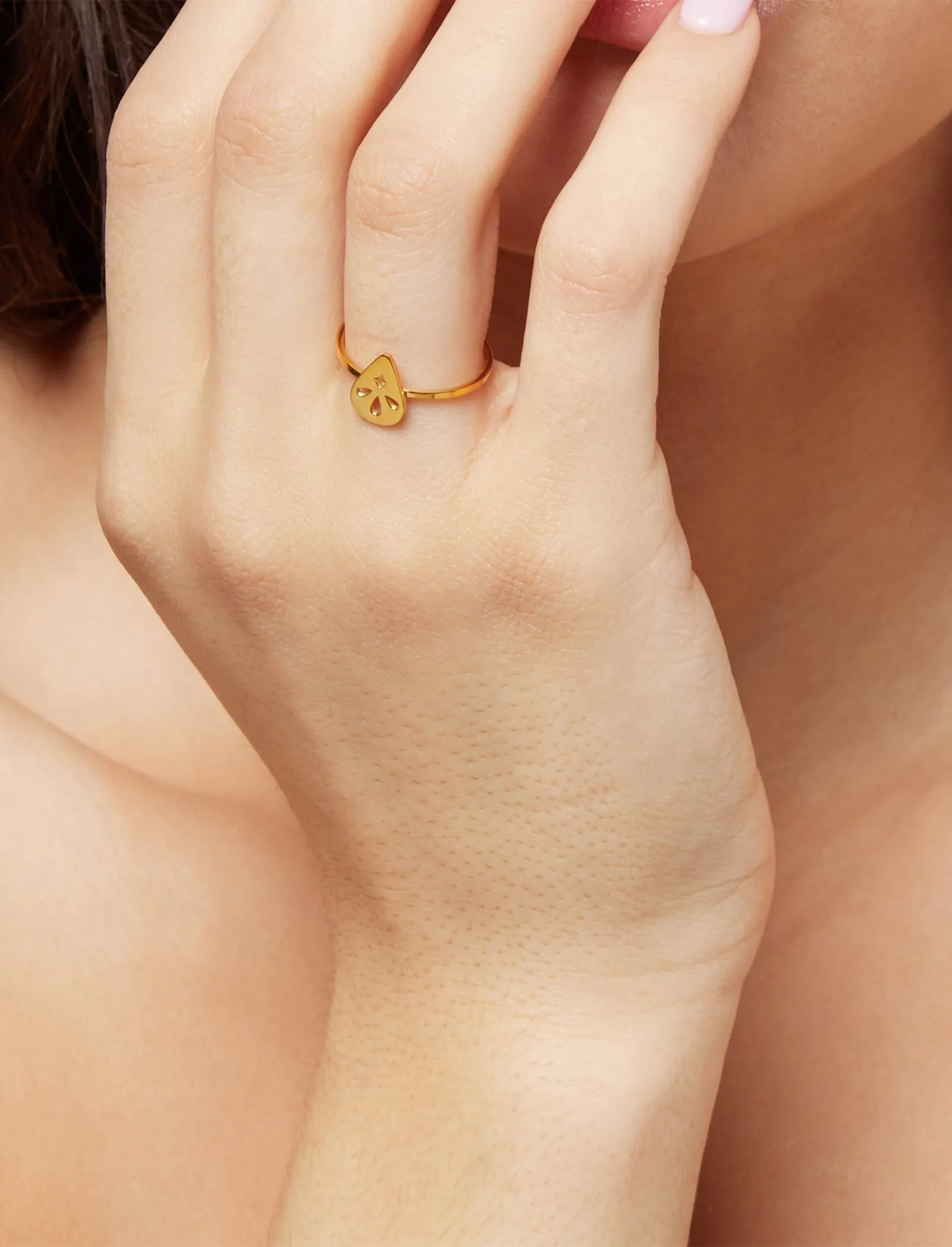 Clover Ring