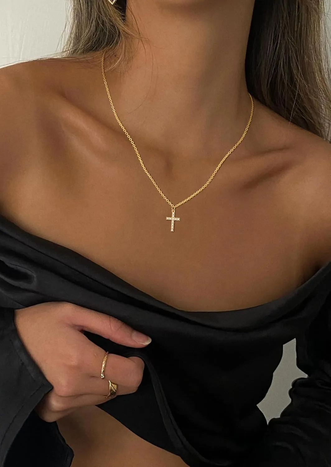 Cross Necklace for Women, 14K Gold Plated Cross Pendant Necklace Dainty Cross Charm Link Chain Choker Faith Jewelry Religious Gifts