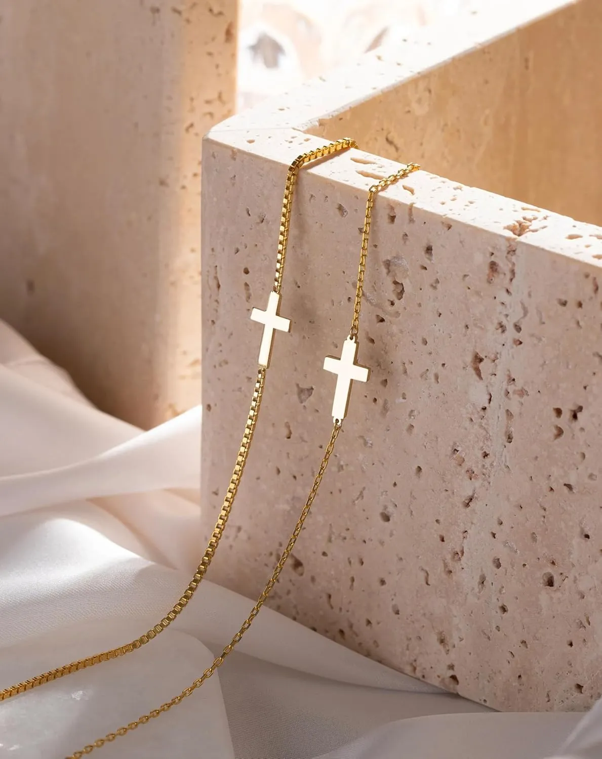 Cross Necklace for Women 14K Gold Silver Plated Dainty Small Cross Pendant Necklace Charm Choker Trendy Cute Cross Charm Chain Necklaces Faith Religion Jewelry Minimalist Gifts