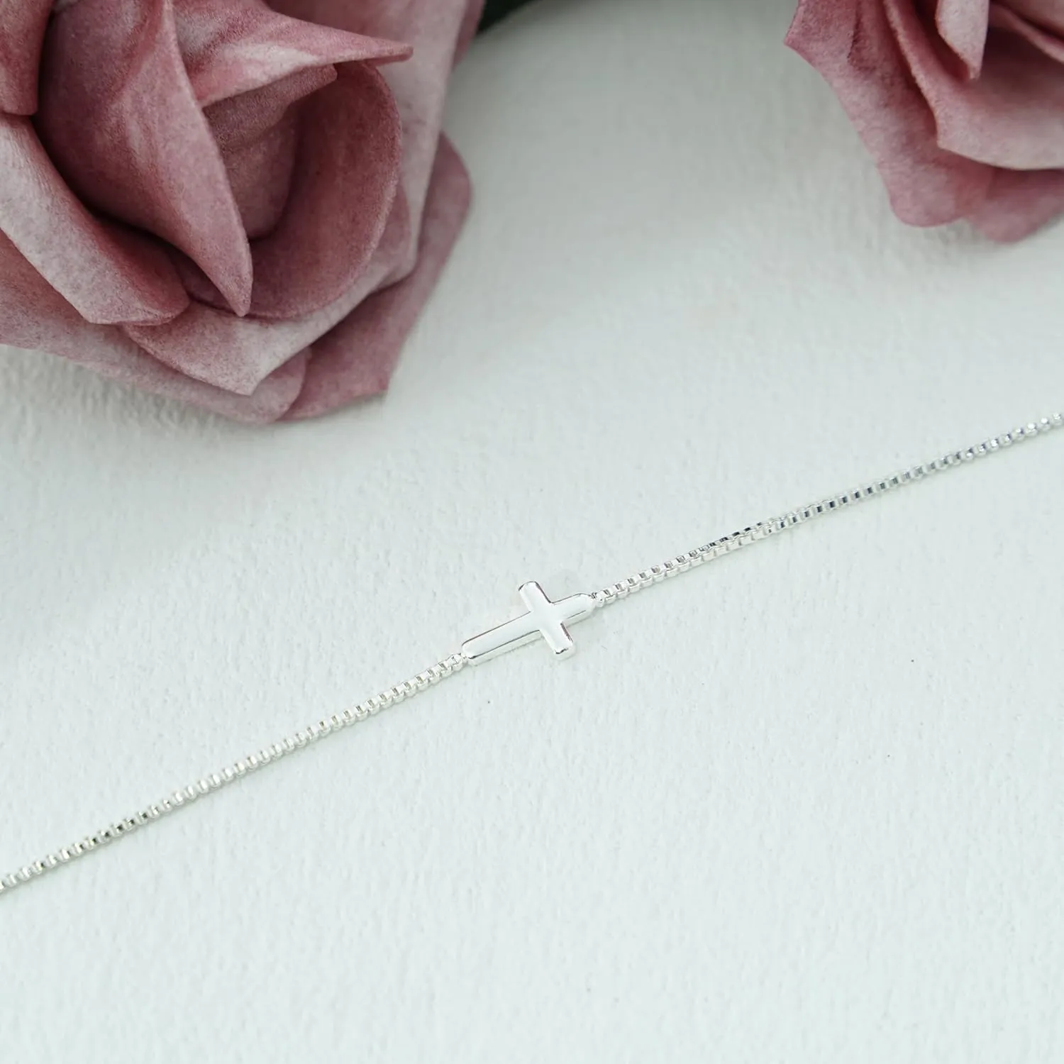 Cross Necklace for Women Trendy 14K Dainty Gold Silver Plated Cross Pendant Necklaces Simple Cute Faith Charm Choker Religious Drop Dangle Chain Necklace Non Tarnish Costume Jewelry Gift