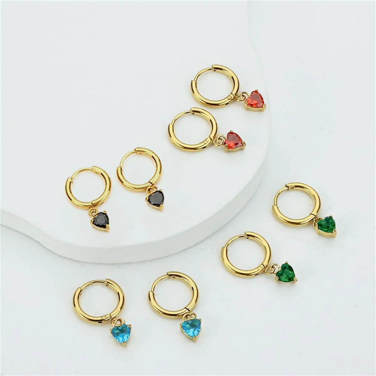 Cute CZ Heart Dangle Hoop Earrings for Women Gold Plated Titanium steel Small Love Shaped Dangling Hoops Colorful Rhinestone Drop Earring Chic Jewelry
