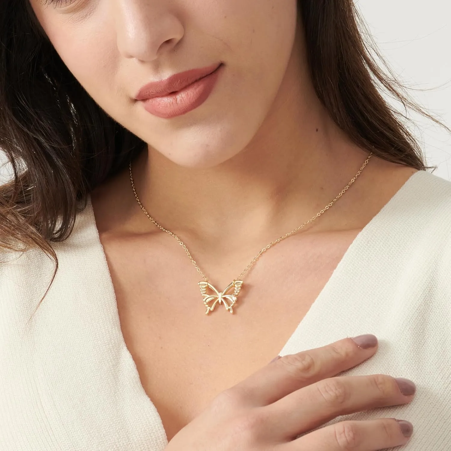 Dainty Necklace for Women, 14K Gold Plated Elephant Bee Cat Dog Bear Moon and Star Necklace Dragonfly Cute Sun Rainbow Necklaces Simple Flower Gold Evil Eye Leaf Necklace