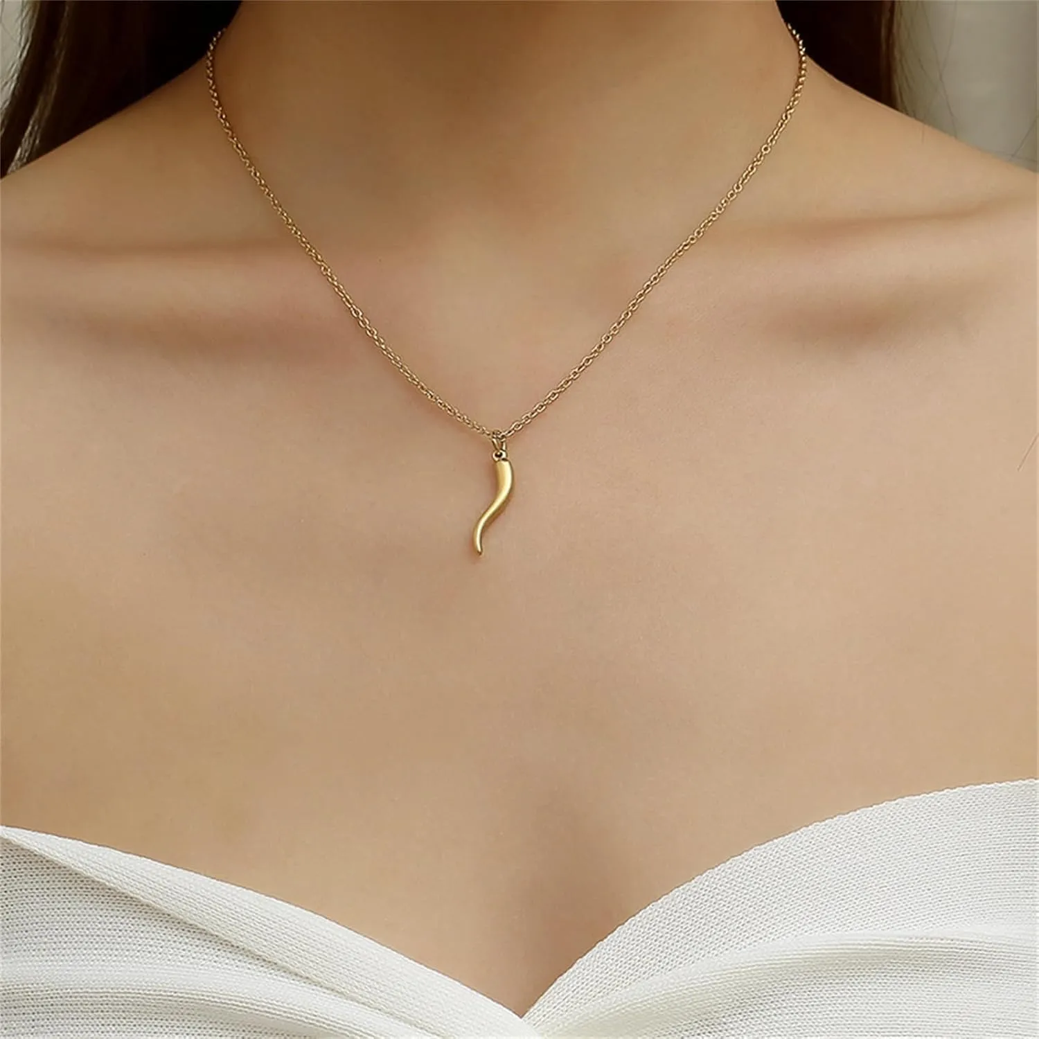 Dreuyet Italian Horn Hoop Earrings and Necklace for Women Dainty Enamel Red Chili Pepper Shaped Horn Pendant Chain Necklace Talisman Protection Jewelry Lucky Amulet Cornicello Charm Necklaces