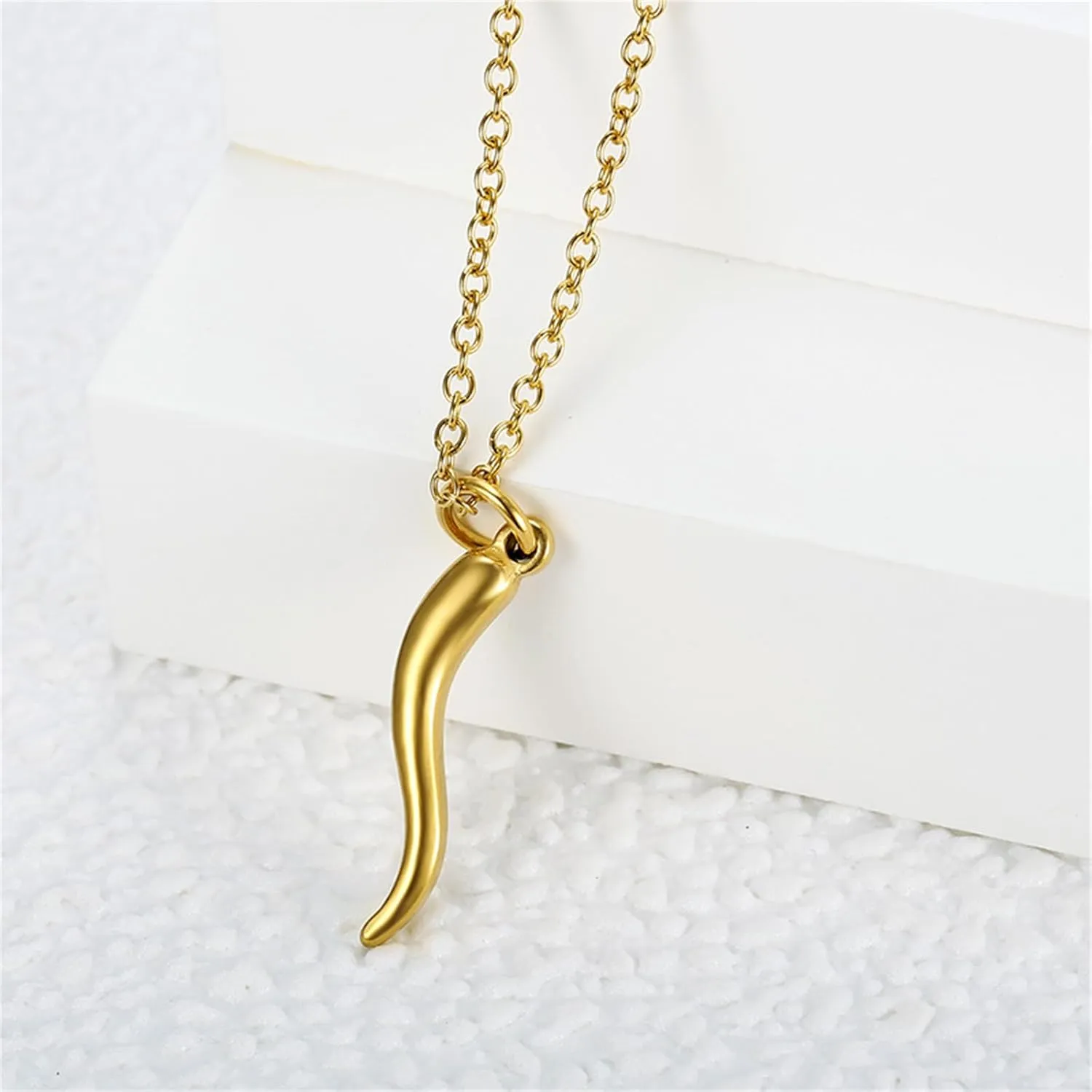 Dreuyet Italian Horn Hoop Earrings and Necklace for Women Dainty Enamel Red Chili Pepper Shaped Horn Pendant Chain Necklace Talisman Protection Jewelry Lucky Amulet Cornicello Charm Necklaces