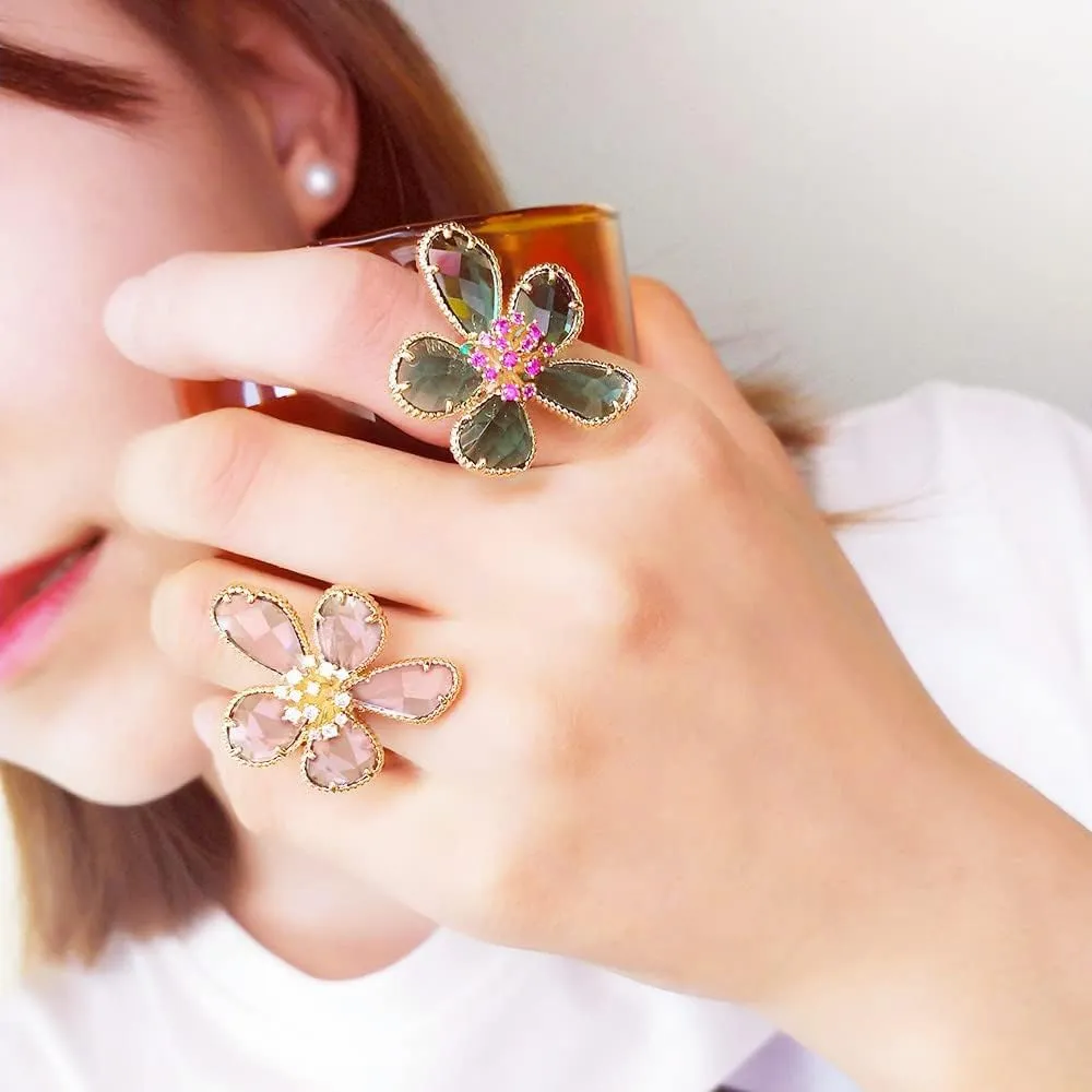 Dtja Shiny Crystal Flower Statement Ring for Women Girls Gold Plated Bling CZ Delicate Lightweight Adjustable Expandable Open Wrap Finger Rings Comfort Fit Boho Y2K Jewelry Wedding Birthday Christmas