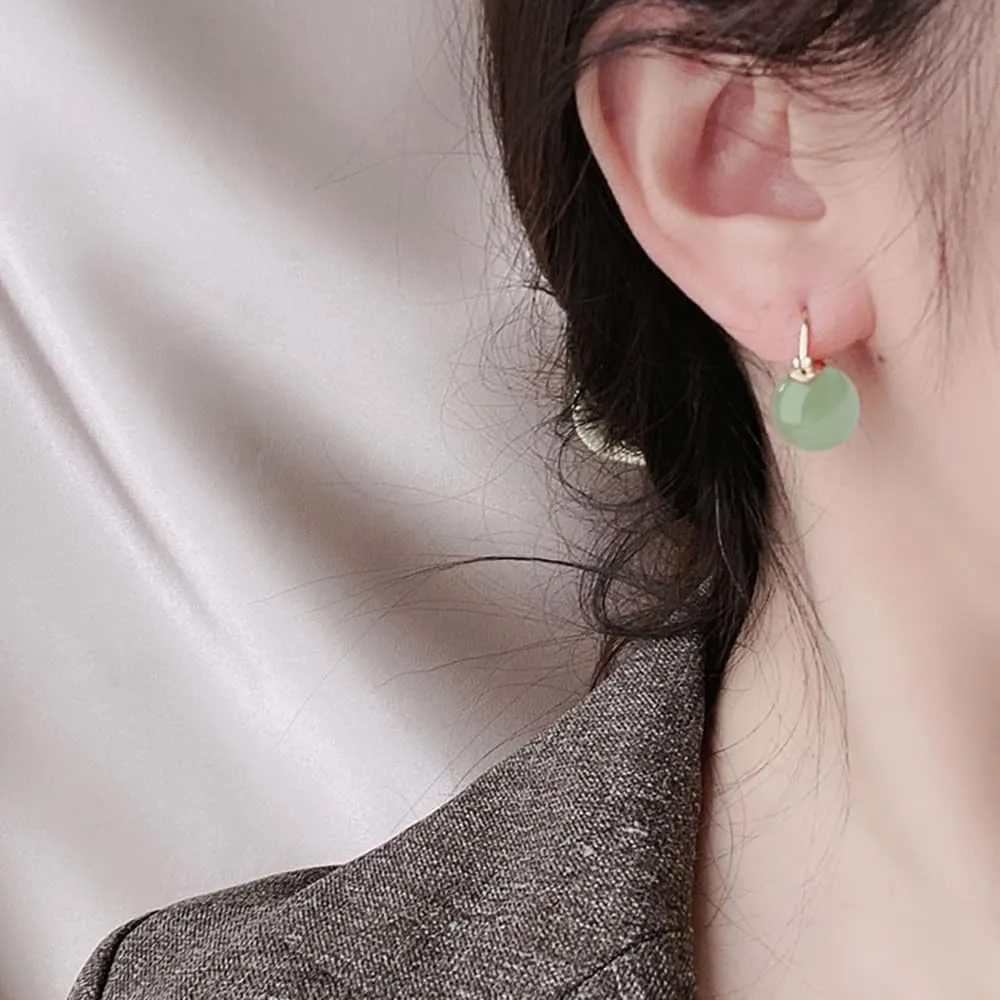 Faux Round Jade Small Huggie Hoop Earring for Women Chinese Vintage Style Hypoallergenic Tiny Dainty Cuff Mini Hoops Daily Evening Party Accessorie Gift Chic Valentine's Day Cocktail