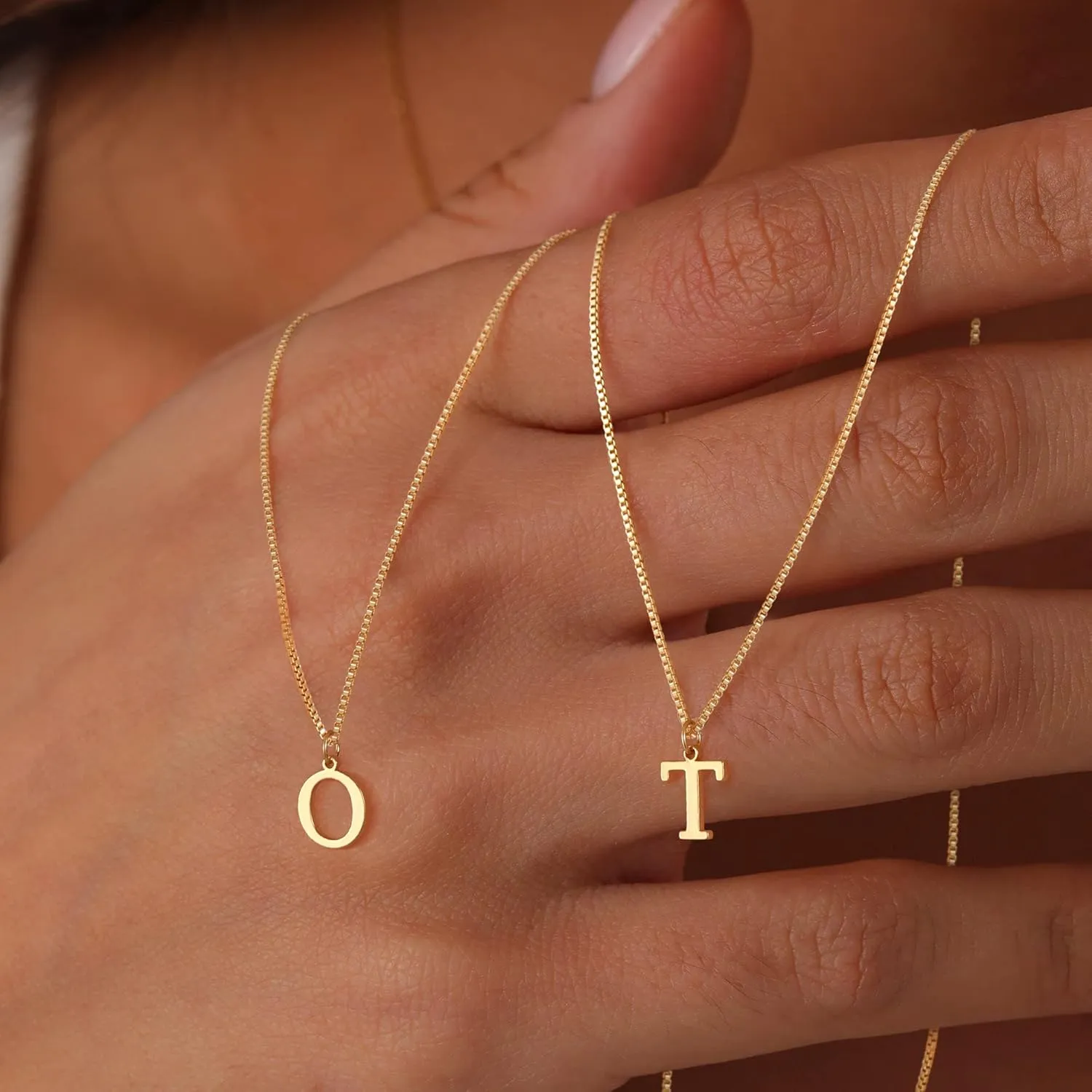Foxgirl Gold Initial Necklaces for Women, Dainty Gold Letter Necklace Tiny A-Z Pendant Choker Necklace Trendy Cute Personalized Monogram Name Necklace Gold Jewelry Necklace for Women Gift