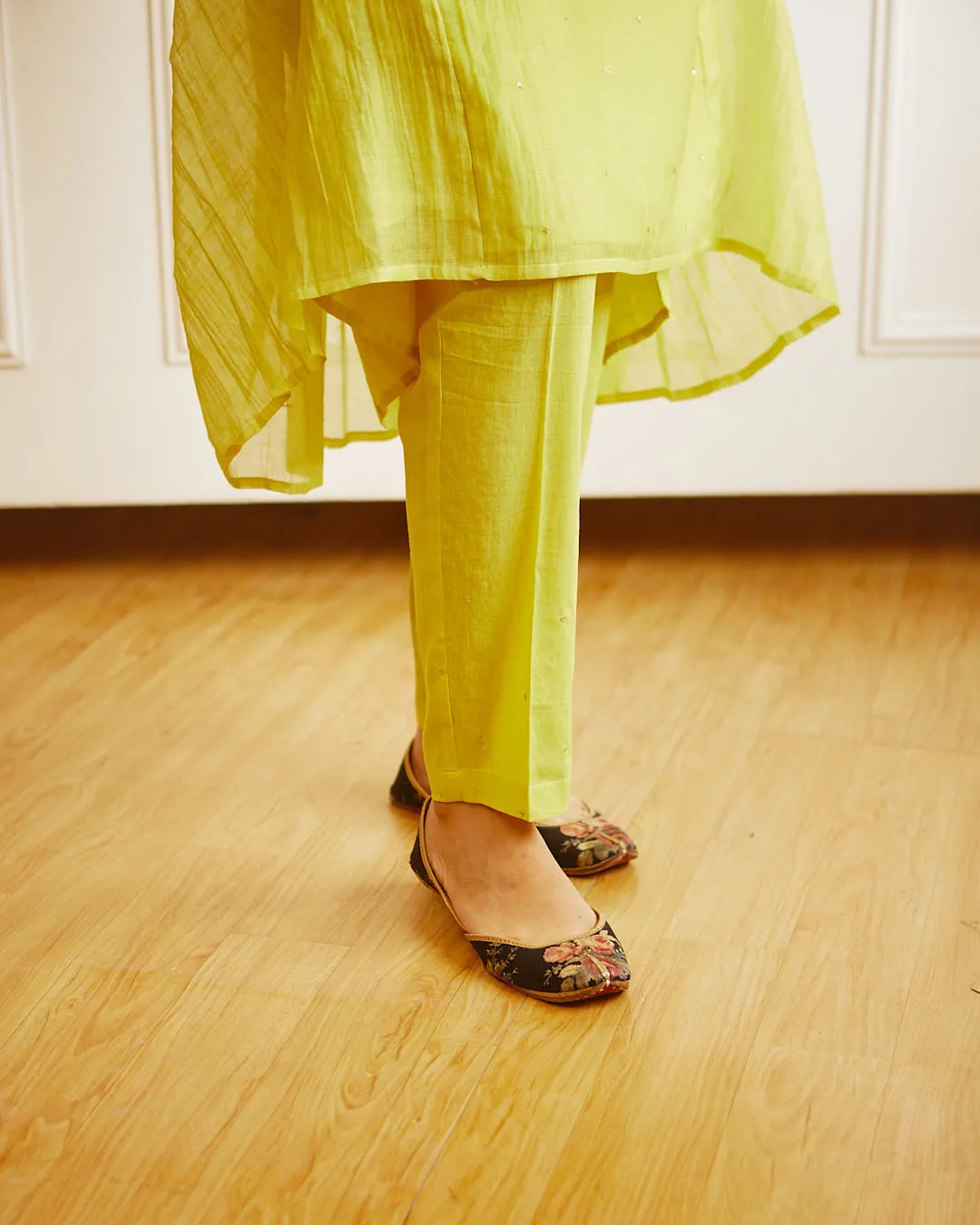 FRESH LIME CHANDERI KURTA SET
