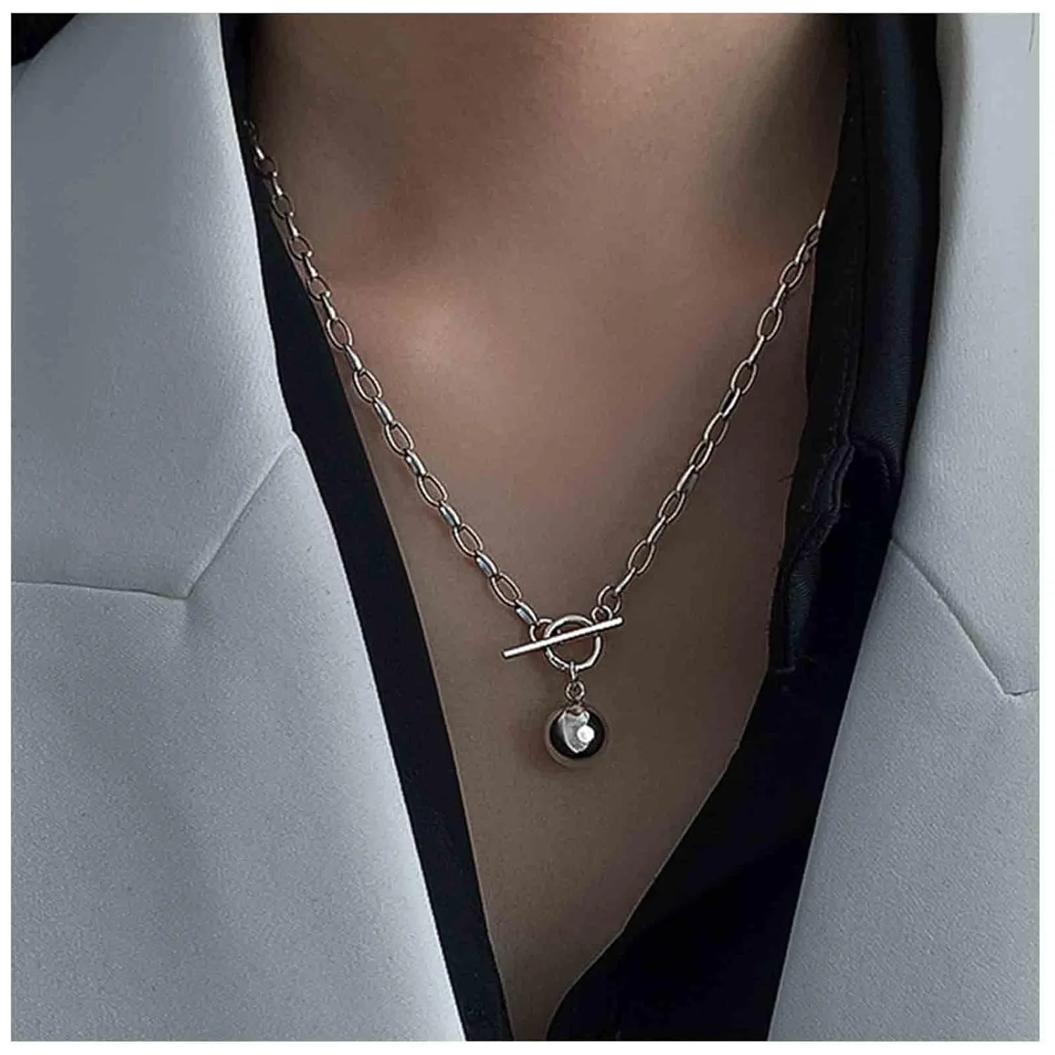 Geometric Ball Pendant Necklace Silver Paper Clip Necklace Punk Oval Link Chain Necklace Short Rectangle Chain Necklace Toggle Necklace Jewelry for Women