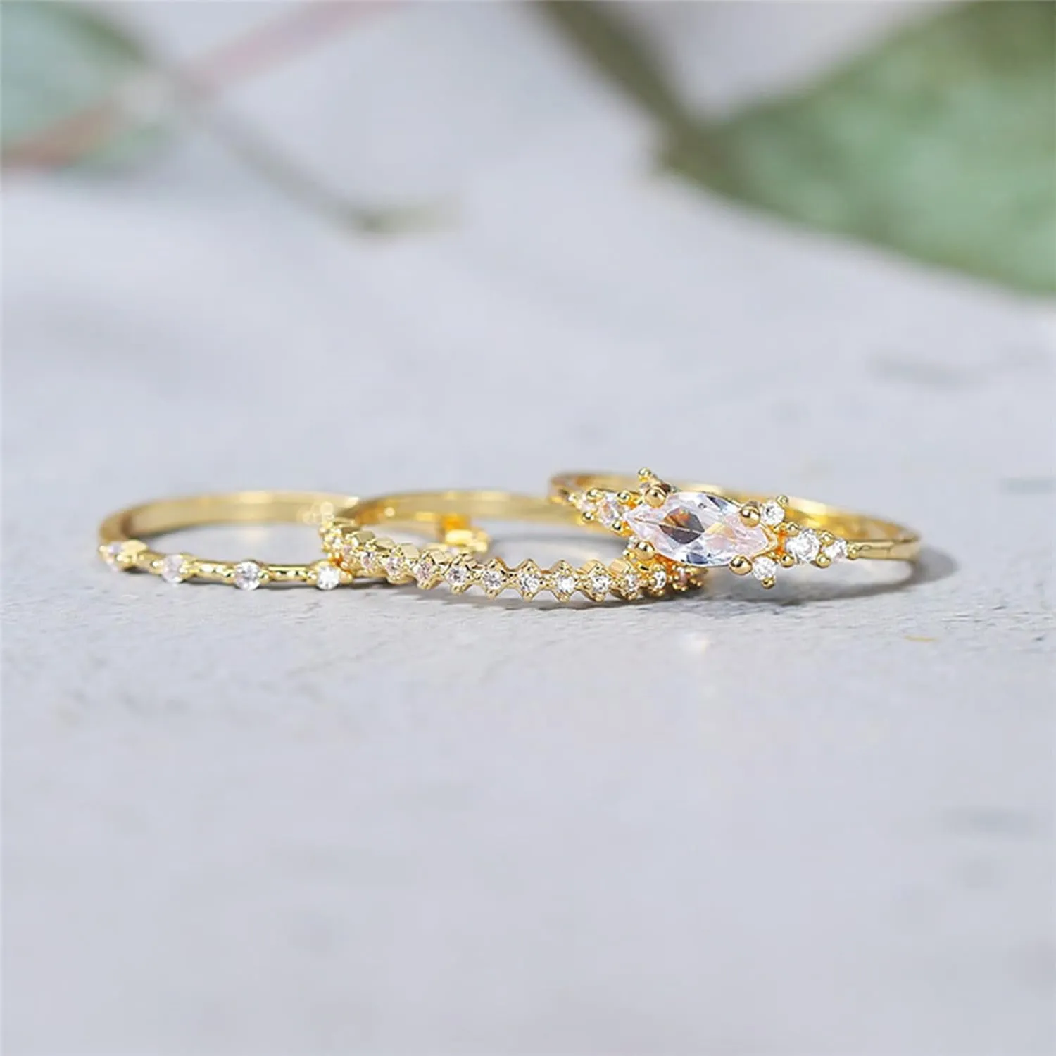 Gold Dainty Rings for Womem 14k Gold Plated Stackable Ring for Girls Size 6-11 Cubic Zirconia Gold Rings Set Wedding Rings for Women Aesthetic Jewelry for Women Girls