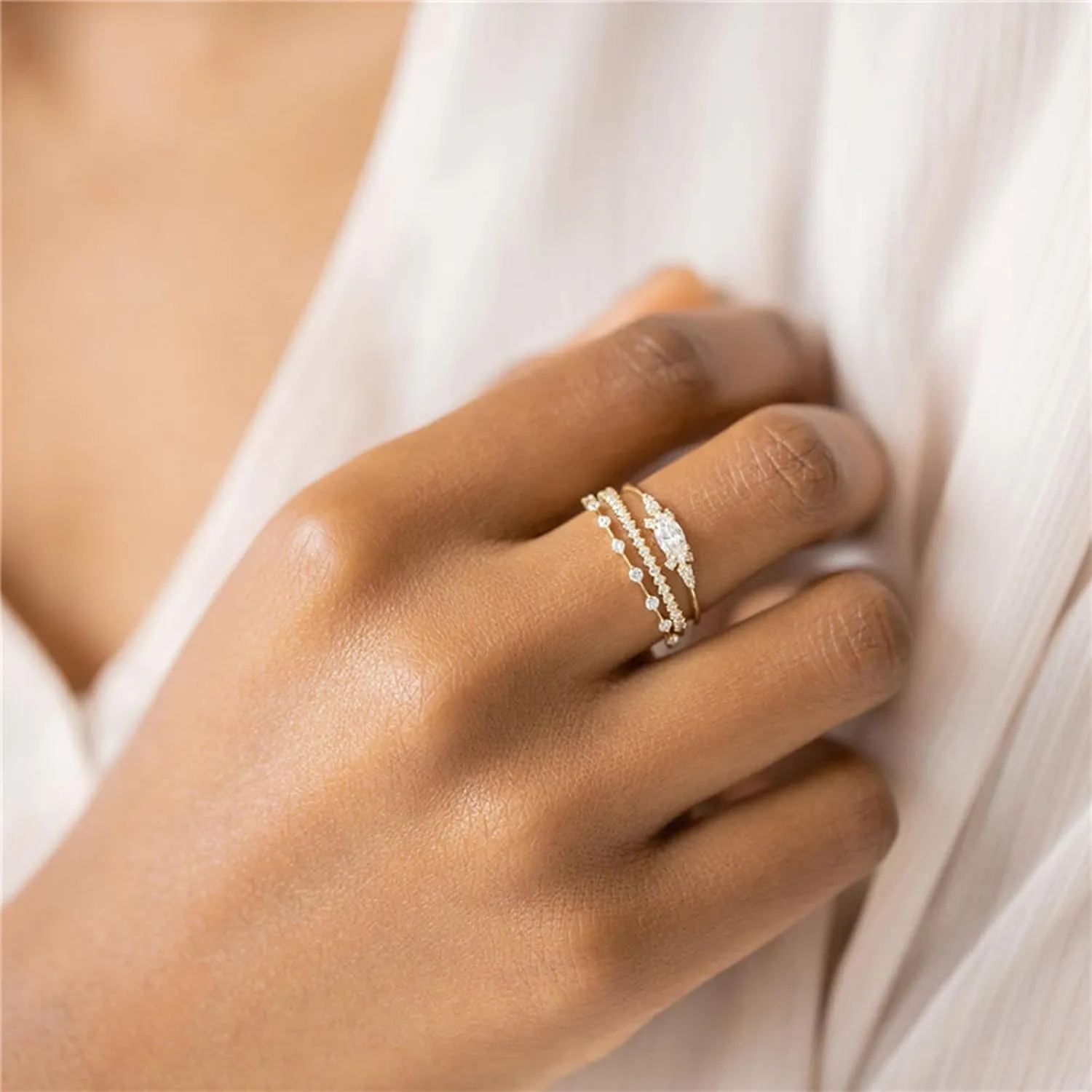 Gold Dainty Rings for Womem 14k Gold Plated Stackable Ring for Girls Size 6-11 Cubic Zirconia Gold Rings Set Wedding Rings for Women Aesthetic Jewelry for Women Girls
