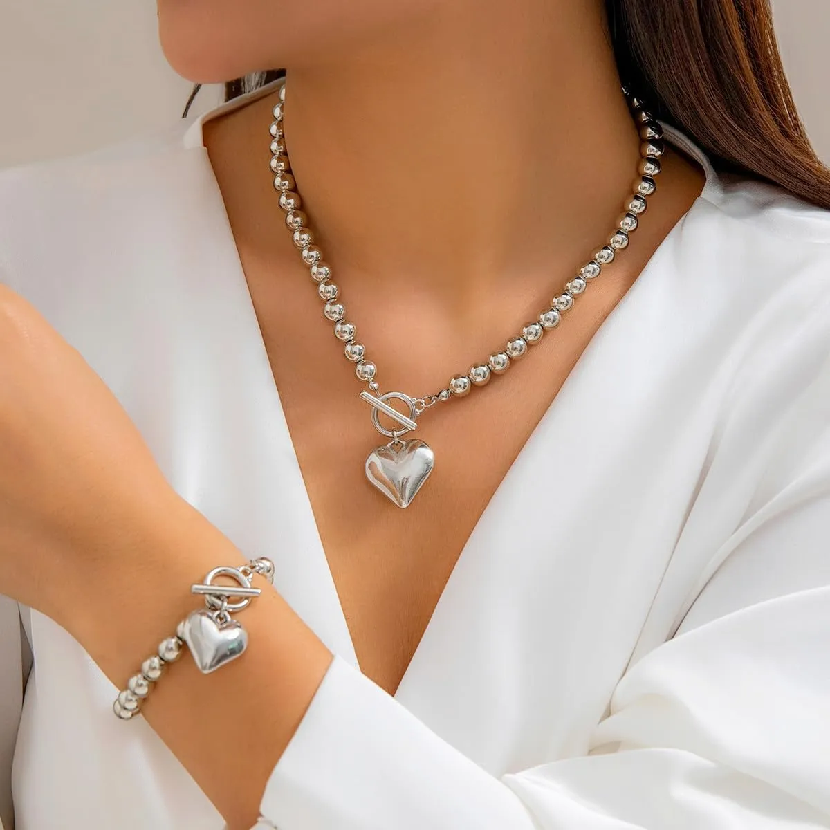 Gold Heart Chunky Necklaces for Women Silver Heart Necklace Big Pearl Choker Necklace Y2k Necklace Pearl Statement Necklace Trendy Jewelry