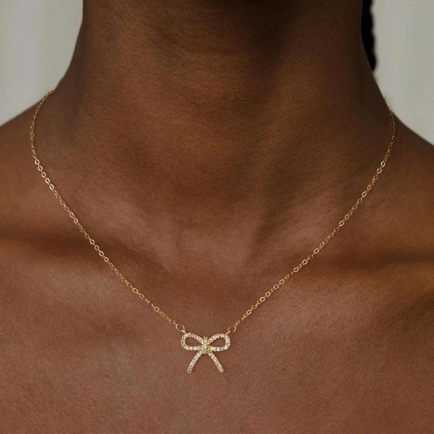 Gold Necklace for Women Dainty Bow Necklace 14K Gold Plated Neckalce Tiny Bow Pendant Choker Chain Trendy Cute Bowknot Necklace Jewelry for Gift