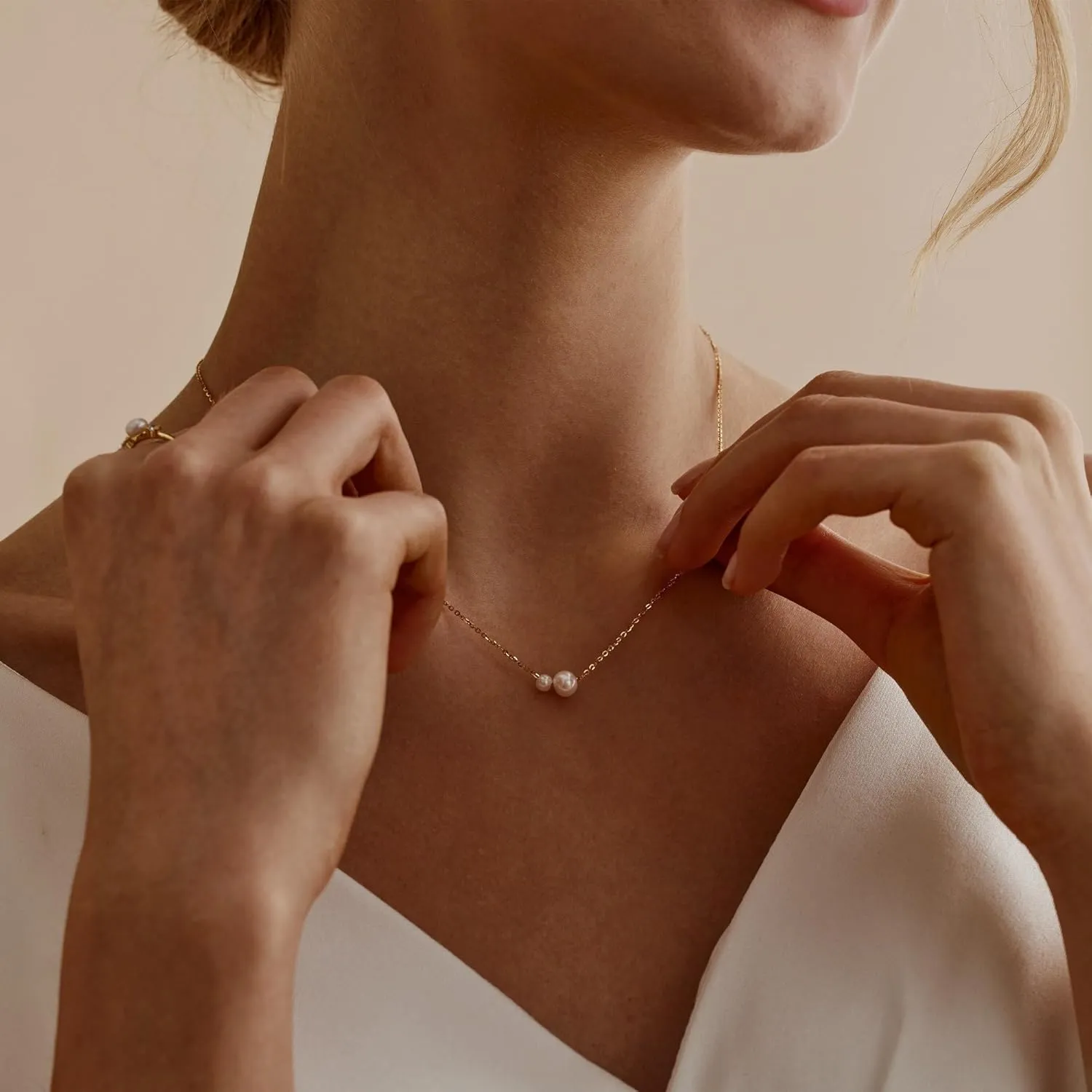 Gold Pearl Necklaces for Women Trendy 14k Gold Plated Dainty Necklace Simple Pearl Drop Single Charm Pendant Necklace Women's Jewelry Best Friend Birthday Gifts Gold Jewelry for Women