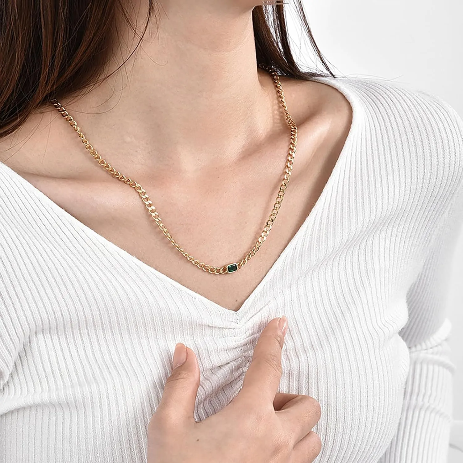 Gold Pendant Necklace for Women 18K Gold Plated Dainty Gold Necklace for Women, Jewelry Gift for Her
