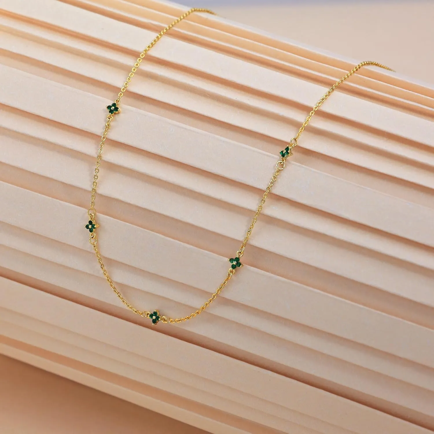 Gold/Silver Necklace for Women, Dainty Chain Necklace 14K Gold Plated Station Choker Necklace Non Tarnish Small Cute Clover Flower CZ Diamond Necklaces Jewelry for Women Gifts