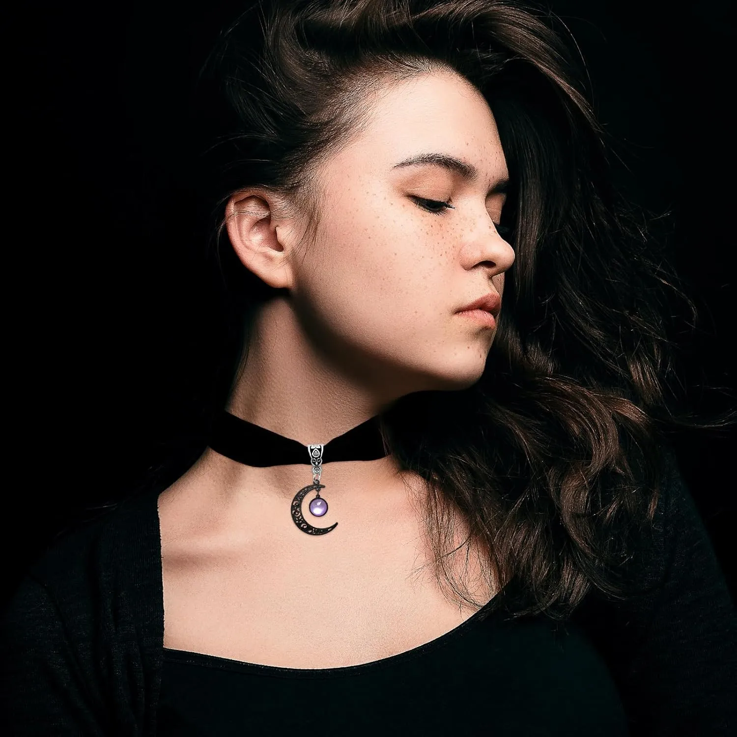 Gothic Black Velvet Moon Crystal Choker Necklace for Women,Black Choker Moon Necklace Vintage Punk Crescent Necklaces Goth Jewelry Witch Costume Accessories