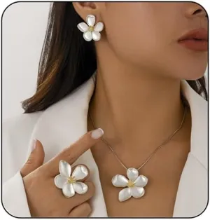 GYRMMUE Vintage Gold Flower Necklace Earrings,Large Flower Necklace Rings Earrings Set Statement Five-Petal Flower Necklace Chunky Floral Earrings Rings Jewelry for Women