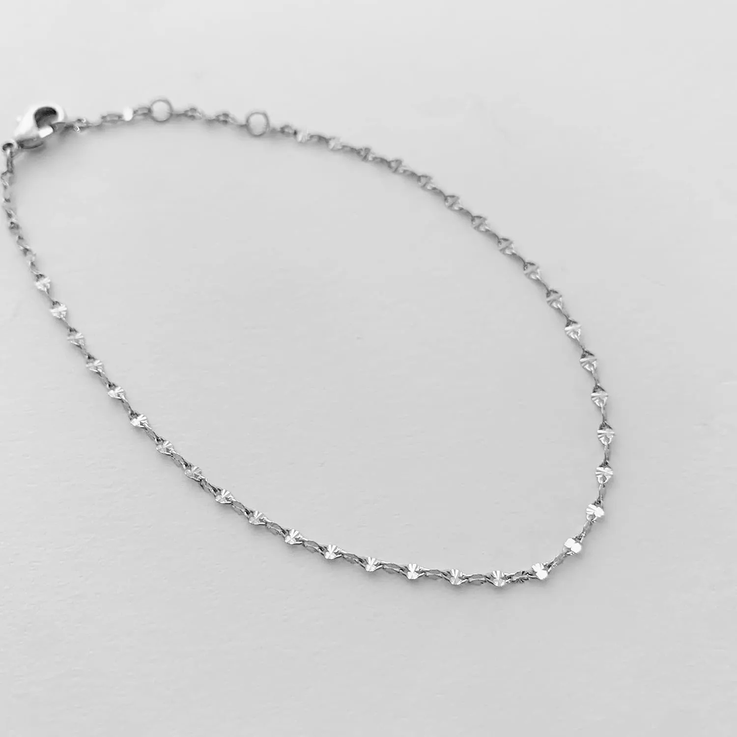 Honeycat Esme Twist Faceted Dainty Chain Bracelet | Minimalist, Delicate Jewelry