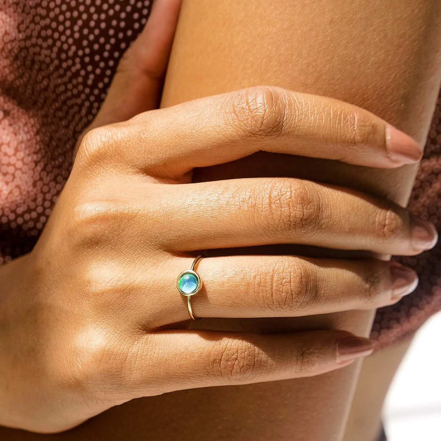 HONEYCAT Mood Ring in Gold, Rose Gold, or Silver | Size 4, 5, 6, 7, 8, 9, 10,11 | Minimalist, Delicate Jewelry