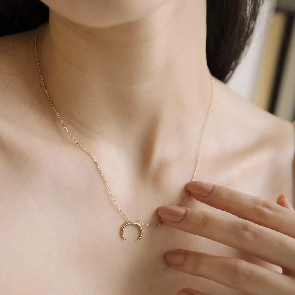 HONEYCAT Tiny Crescent Horn Necklace in Gold, Rose Gold, or Silver | Minimalist, Delicate Jewelry