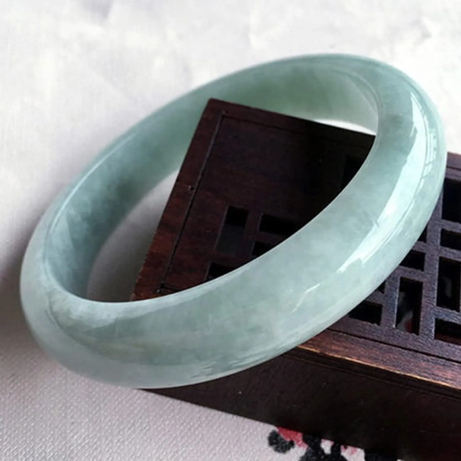 Jade Bangle Bracelet for Women Fashion Beautiful Ladies Jewelry White Mixed Green Jade Bracelets for Women and Girl Gift Jewelry,58mm
