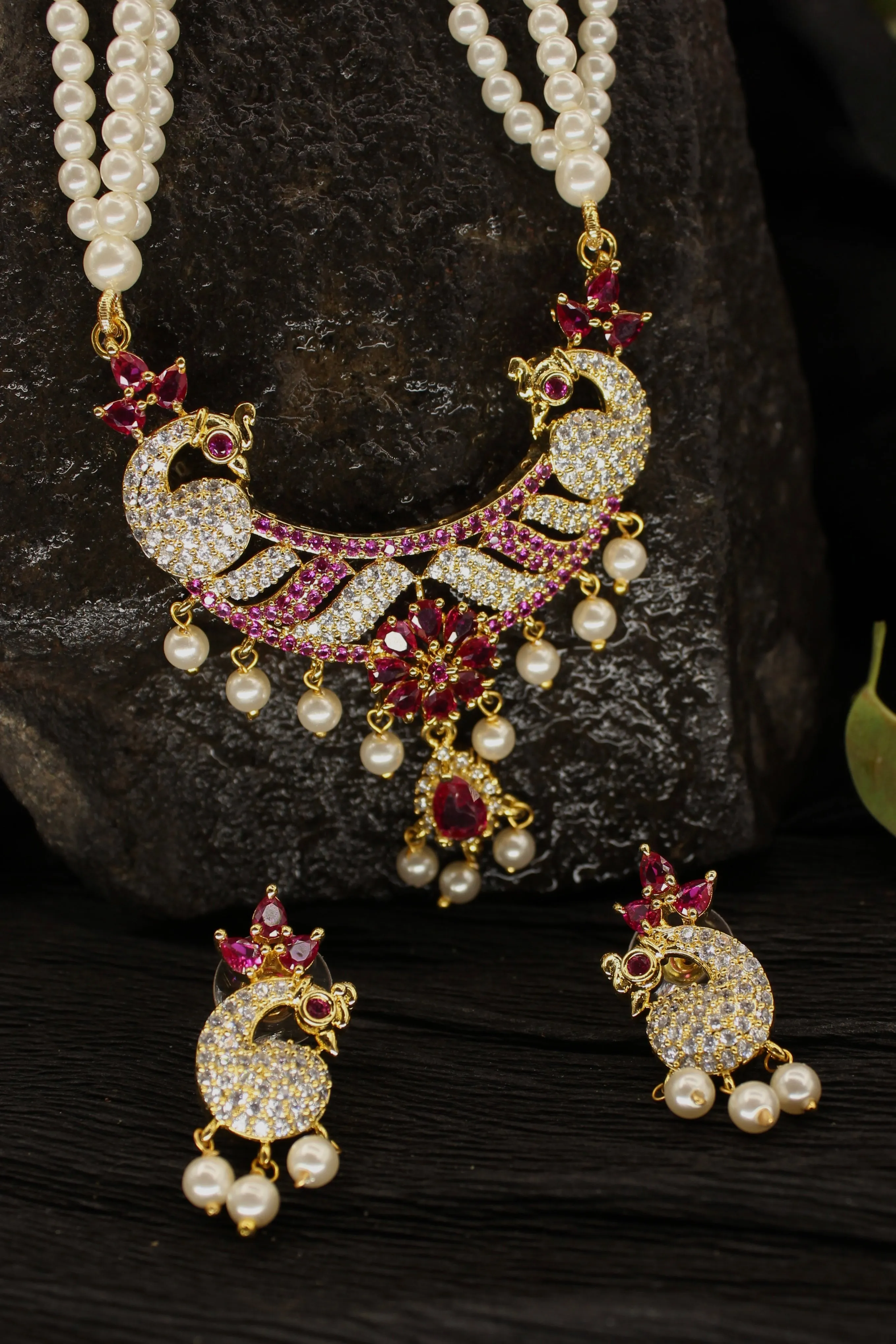LATEST DESIGN MOTI NECKLACE