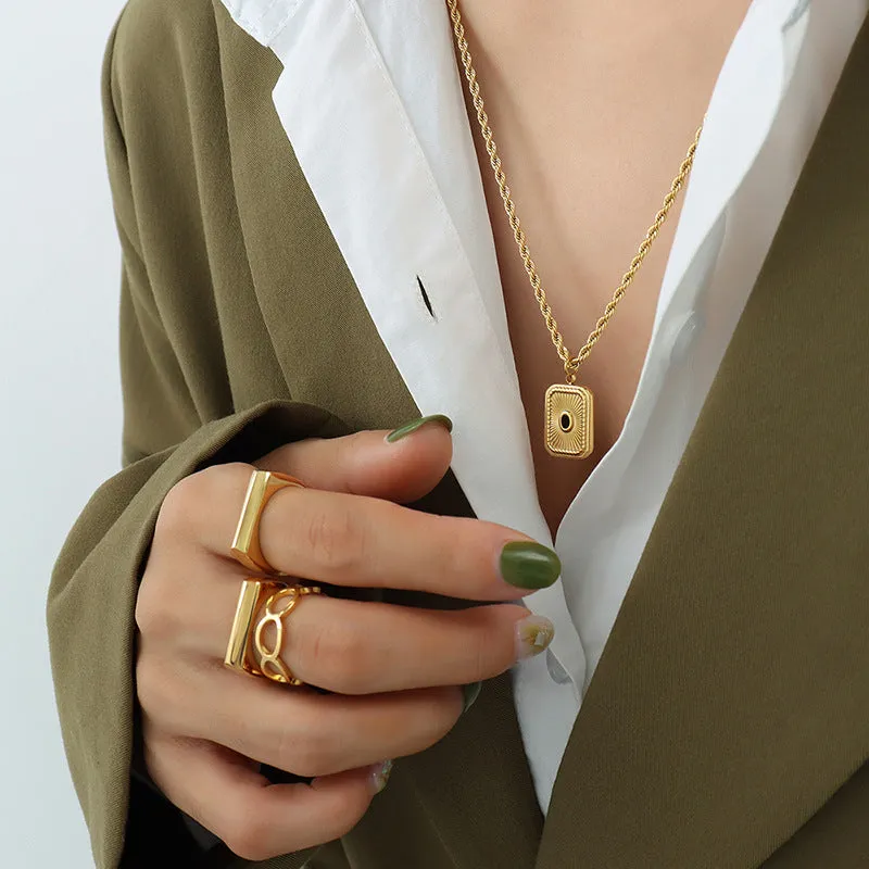 Martina Necklace