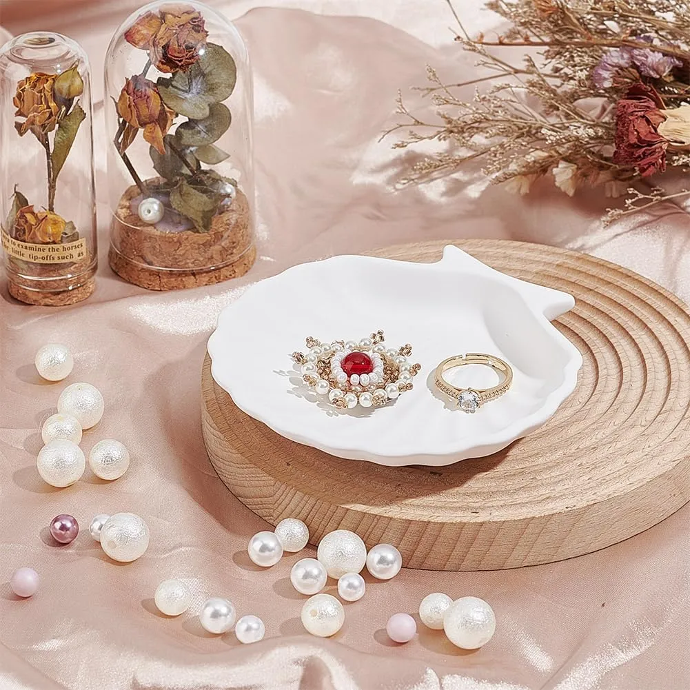 NBEADS Shell Shape Jewelry Tray, 4.13x4.21x0.83 Inch Small Decorative Gesso Trinket Dish White Jewelry Dish Plate Storage Tray Accent Tray for Rings Necklaces Earring