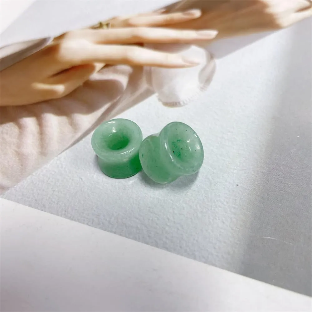 NewZenro Green Aventurine Hollow Natural Organic Stone Ear Plugs Gauges Tunnel Expanders Stretcher Saddle Double Flared Flesh Earrings for Women Men Fashion Piercings Body Jewelry Gift