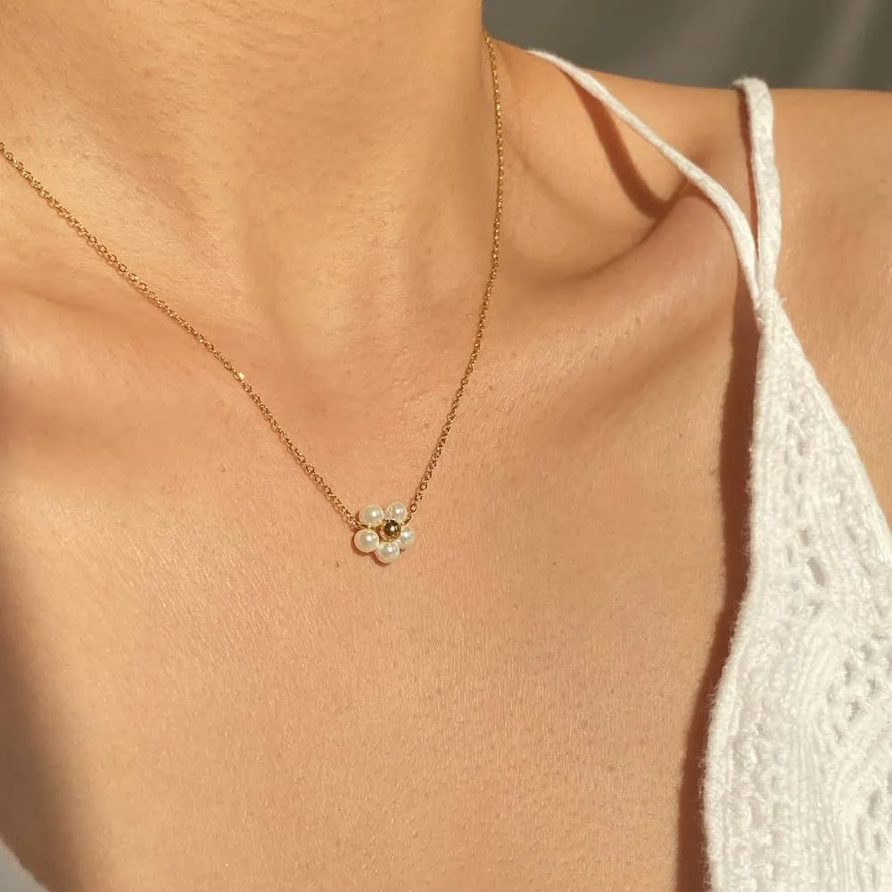 Pearl Necklace for Women Trendy,14k Gold Plated Necklace Dainty Wedding Necklace Small Cute Choker Necklaces Beaded Lariat Drop Vintage Waterproof Jewelry for Womens mom Gold Jewelry Fashion Gifts