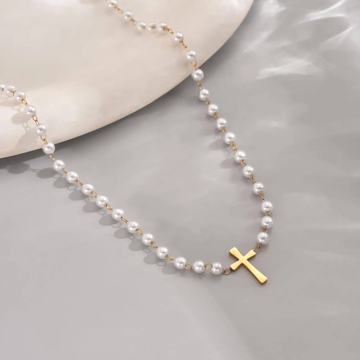 Pearl Necklaces for Women 18K Gold Plated Dainty Cross Necklace Gold Flower Pearls Beaded Choker Necklace Trendy Stainless Steel Bridesmaid Wedding Jewelry