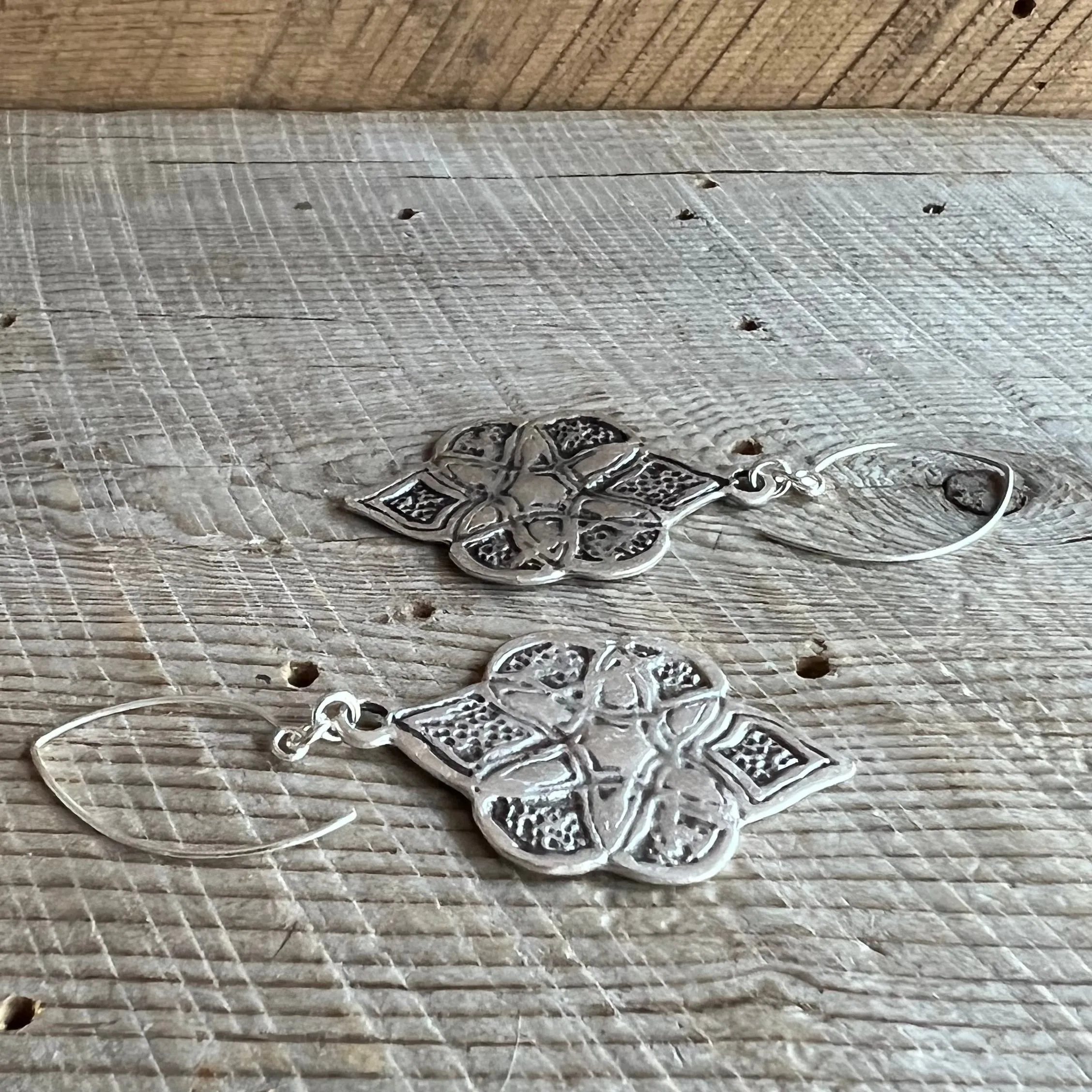 SariBlue®️Silver Bohemian Bloom Earrings
