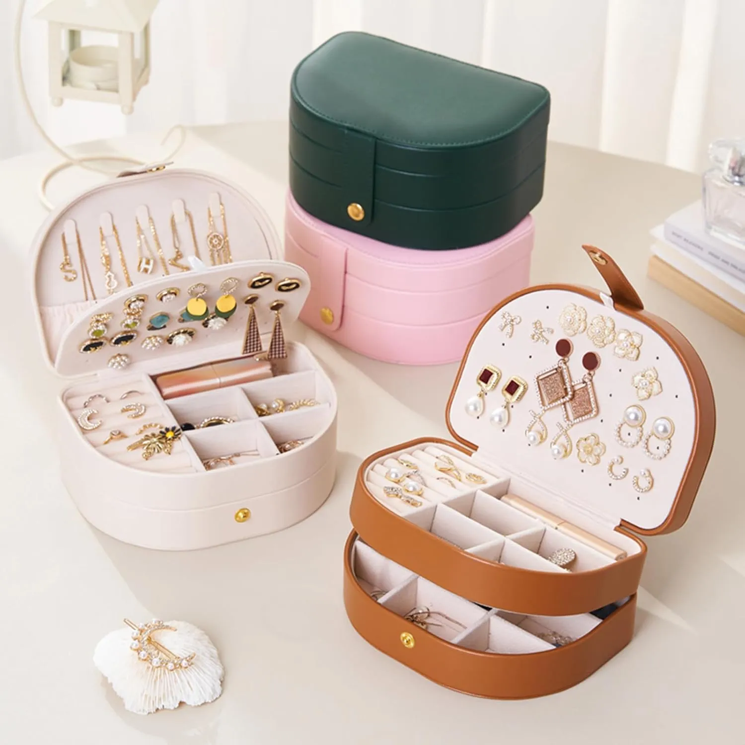 Small Travel Jewelry Box, Leather Waterproof Jewelry Case for Women, Removable Large Capacity Jewelry Organizer, Store Necklaces, Earrings, Rings, Gifts for Women and Girls,3 Layers White