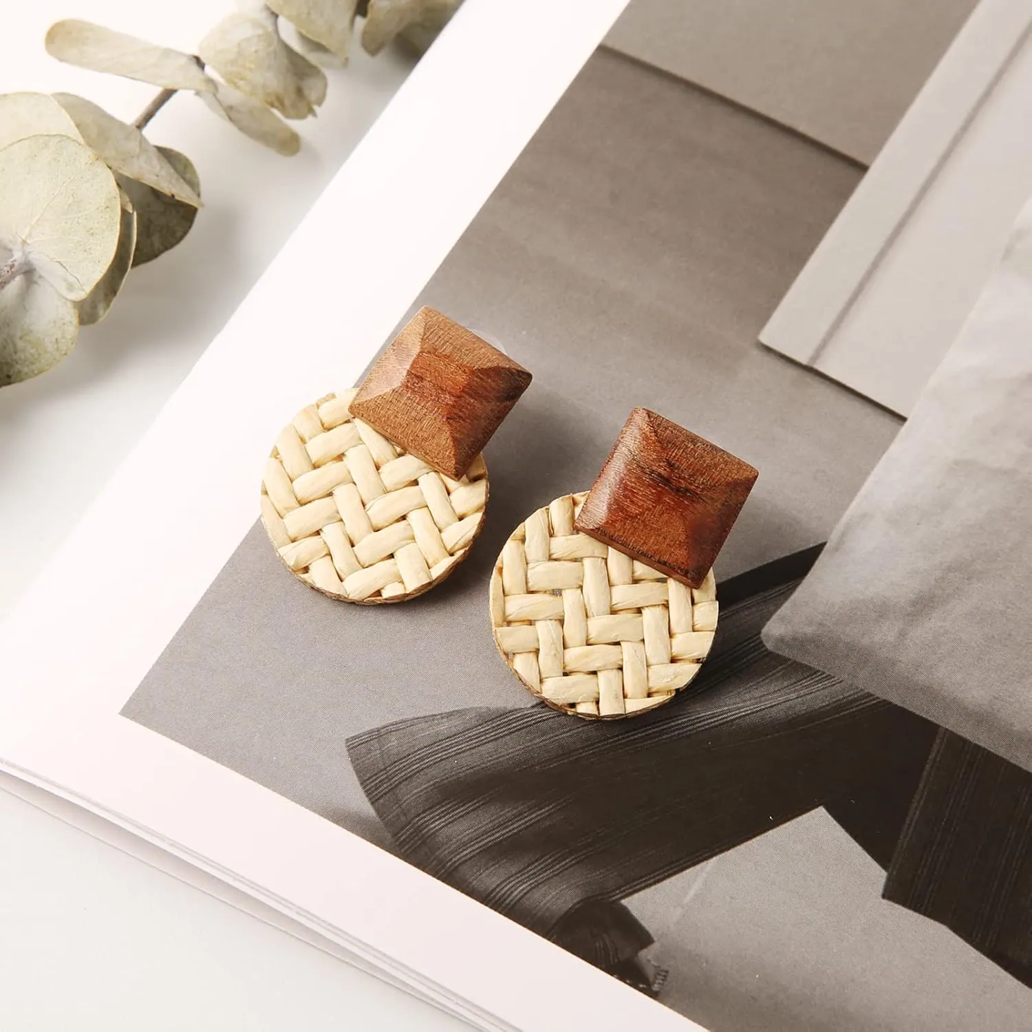 STWTR Women's Natural Wood Earrings Variety of Fashion Earrings Love Minimalist Retro Earring Set Natural Wood Hollow Round Earrings Arc