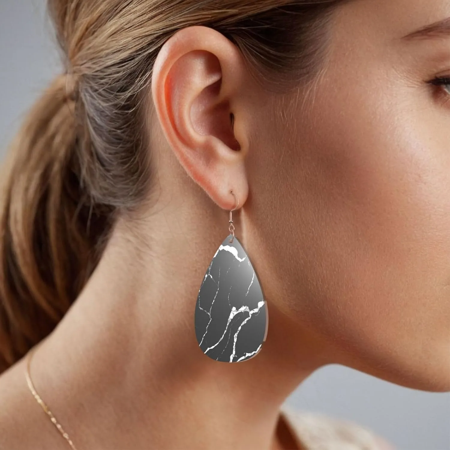 Stylish Drop-Shaped Acrylic Earrings Lightweight Printed Teardrop Dangle Earrings for Women (Black Gold Marble)