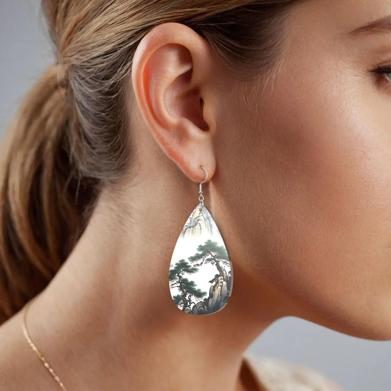 Stylish Drop-Shaped Acrylic Earrings Lightweight Printed Teardrop Dangle Earrings for Women (Chinese Landscape Painting)