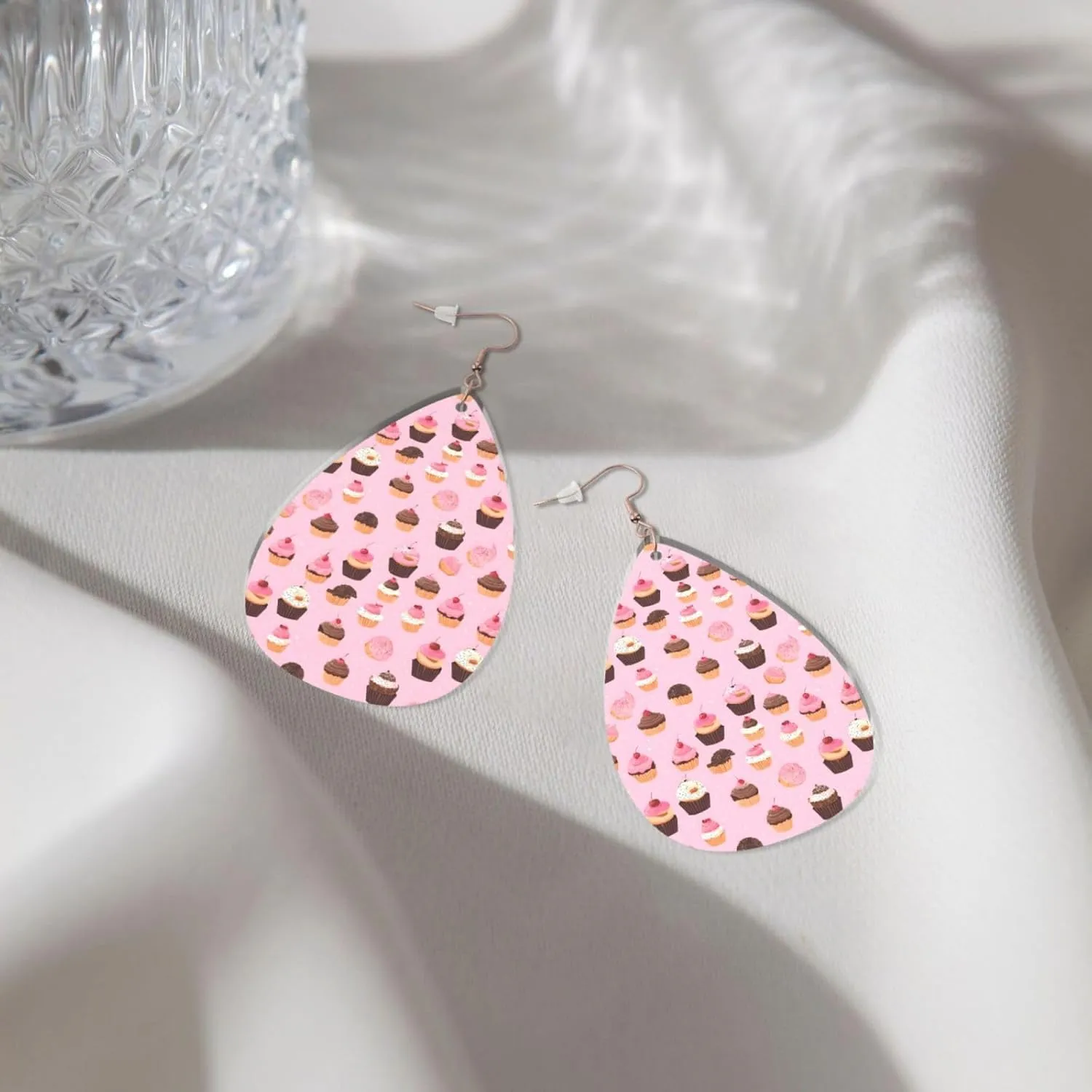Stylish Drop-Shaped Acrylic Earrings Lightweight Printed Teardrop Dangle Earrings for Women (Cupcakes Donuts)