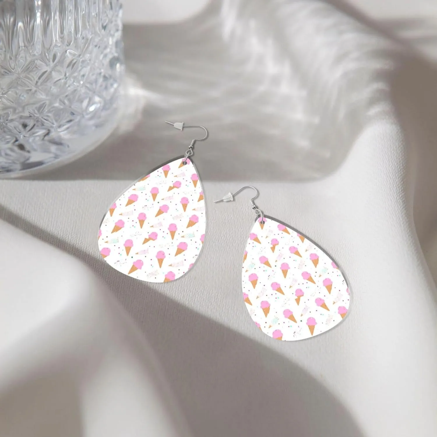 Stylish Drop-Shaped Acrylic Earrings Lightweight Printed Teardrop Dangle Earrings for Women (Ice Cream Cones)