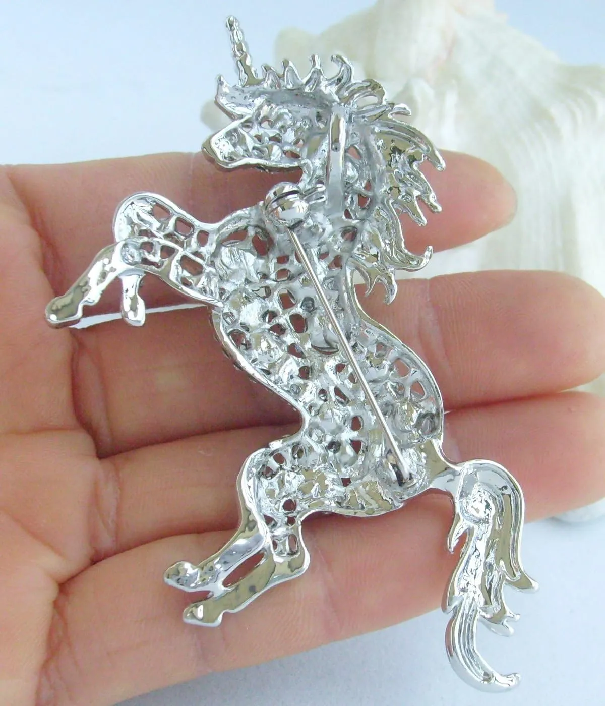 Unique Animal Unicorn Horse Brooch Pin Pendant Austrian Crystal BZ6172