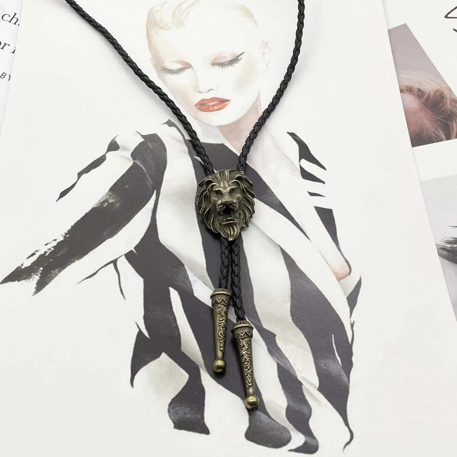 Western Style 3D Design Animal Pendant Bolo Tie Neclace Stylish Retro Cowboy Gift