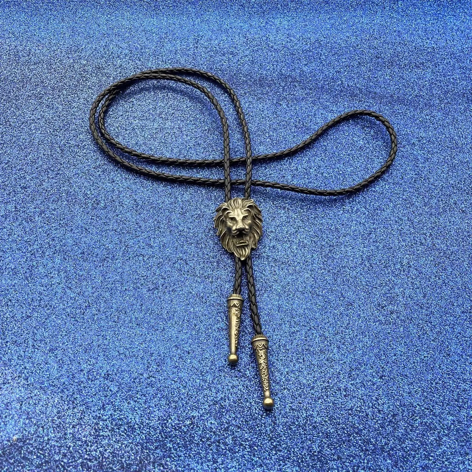 Western Style 3D Design Animal Pendant Bolo Tie Neclace Stylish Retro Cowboy Gift