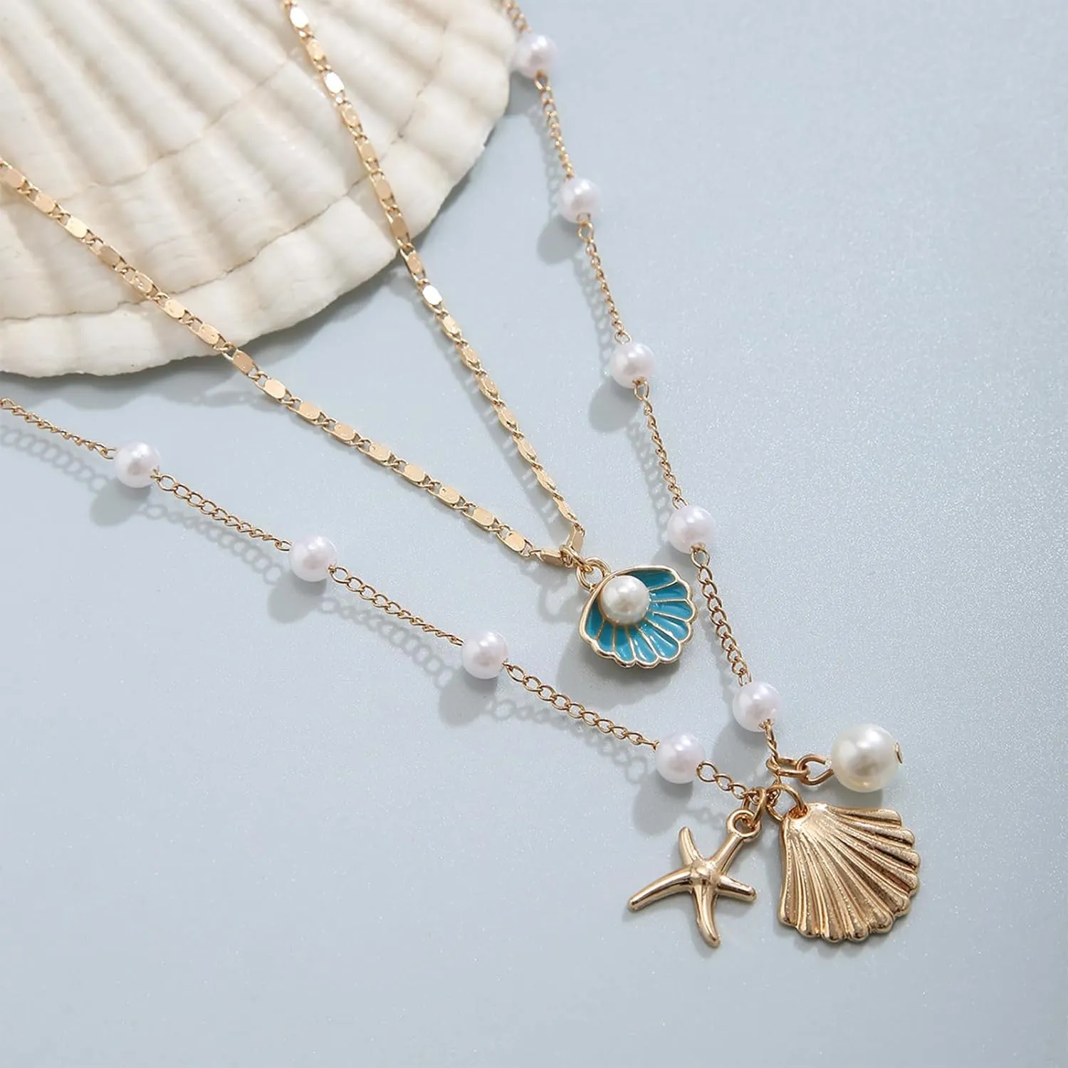 YANCHUN Shell Necklace Beach Jewelry for Women Sea Shell Necklace Layered Gold Shell Charm Necklaces Summer Outfits fwomen Beach Fashion 2025