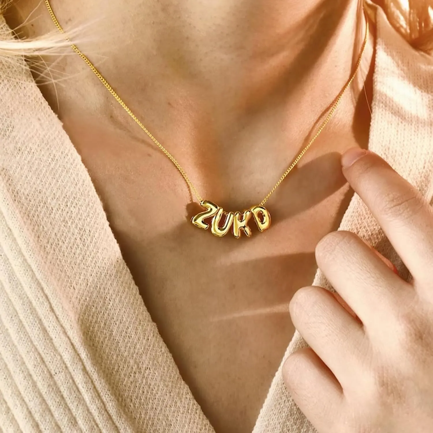 Yofair Name Necklace Personalized Custom Any Name Necklaces Jewelry 18K Gold Plated Nameplate Pendant Personalized Gift for Women