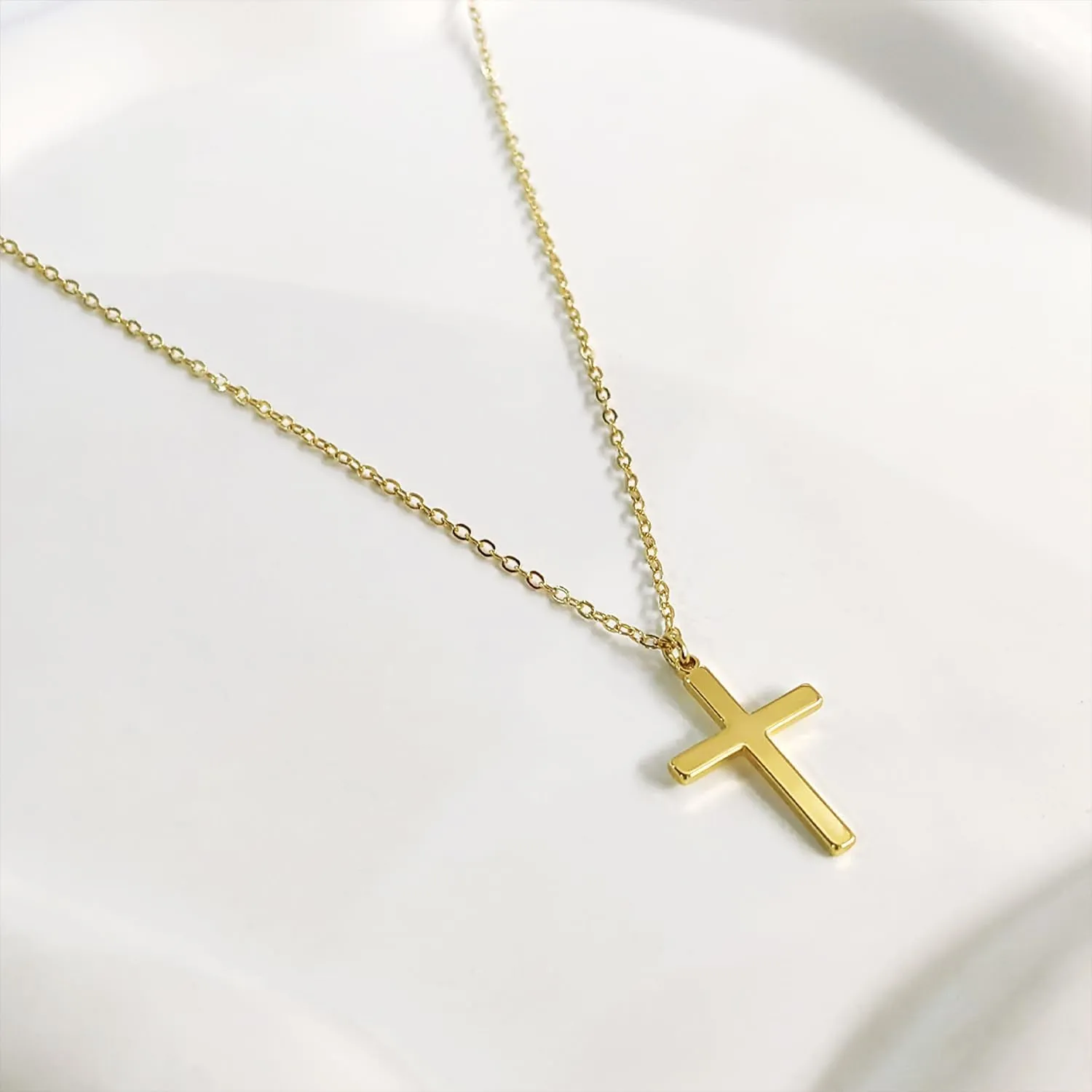 Zeffy Cross Necklace for Women,18K Gold/Silver Plated Tiny Cubic Zirconia Cross Pendant Necklace for Women Simple Layered Cross Necklaces for Women